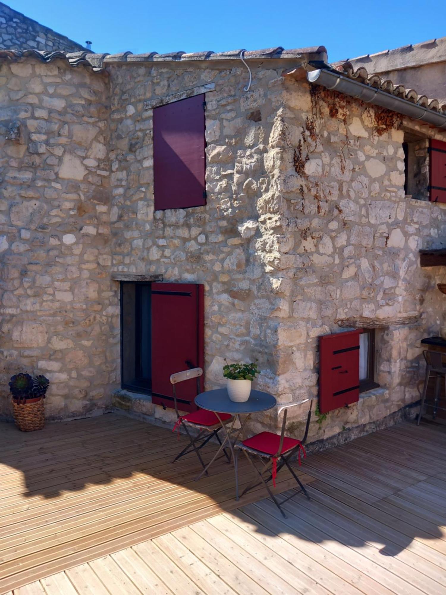 Chez Daniele Chambre Avec Jacuzzi Et Terrasse Privee Murs Kültér fotó